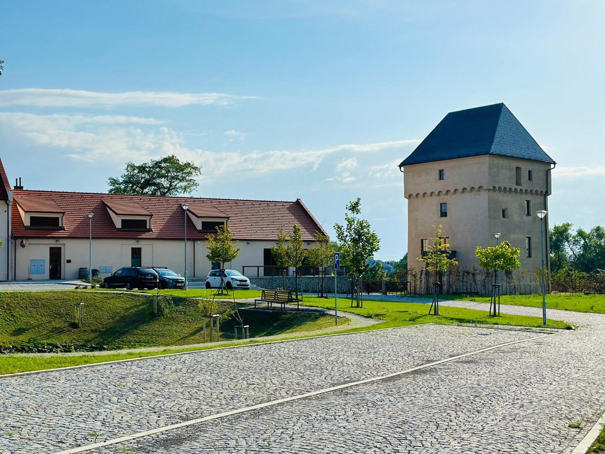 Studio Kralovice Apartment Прага Экстерьер фото